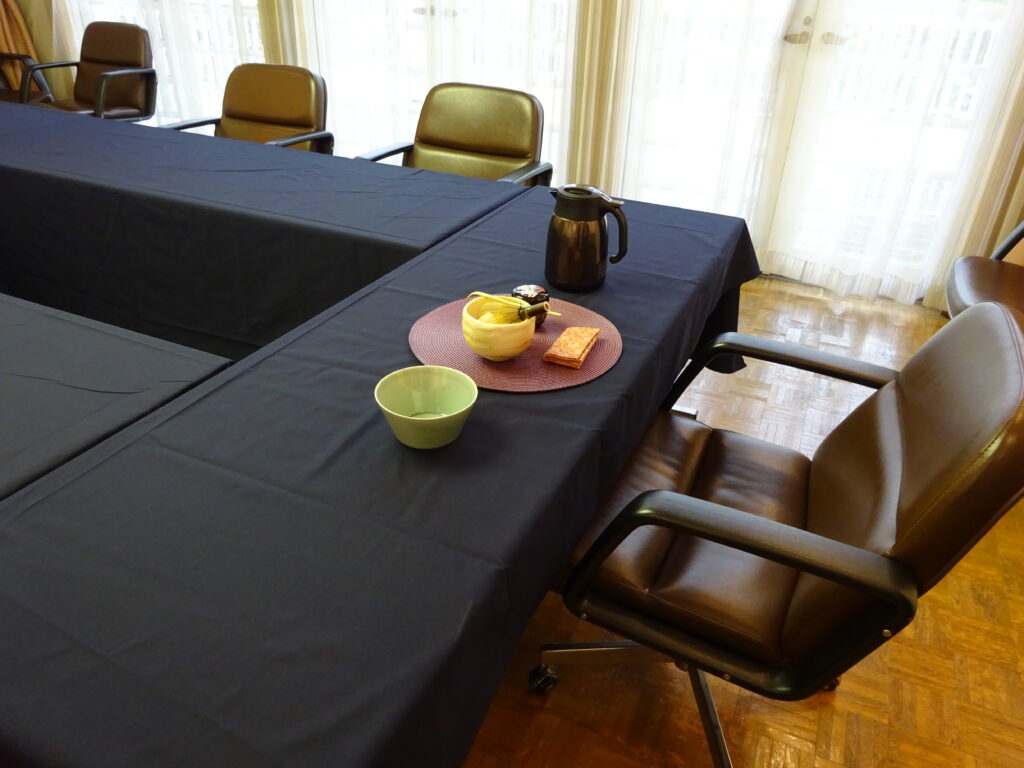 お茶会 会議室